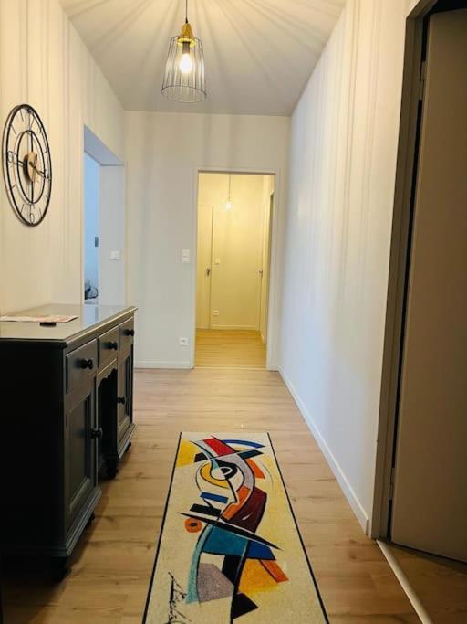 Appart T4 85M2 Spacieux Climatisation Parking 로데즈 외부 사진